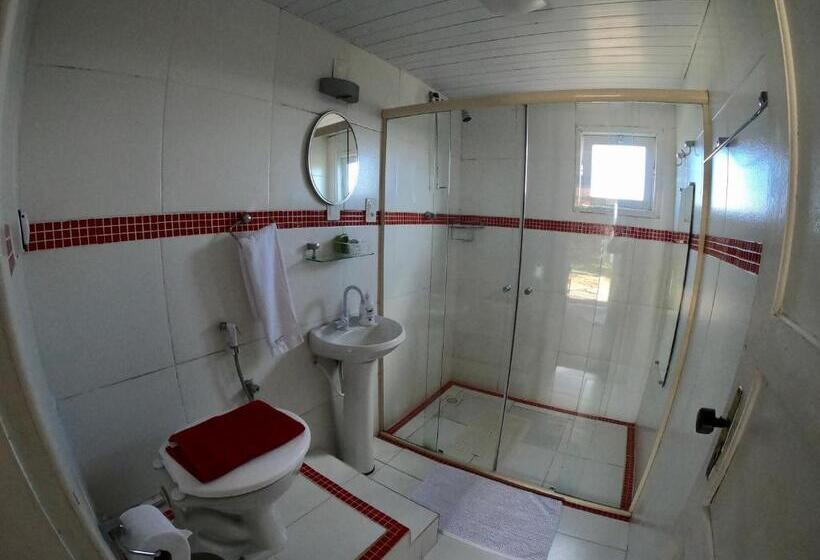 تختخواب و صبحانه Chalés Da Pedra