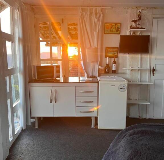 تختخواب و صبحانه Chalés Da Pedra