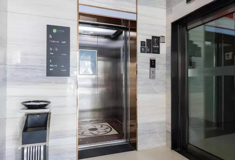 Hotelli City Comfort Inn Huizhou Zhongkai Chenjiang Avenue