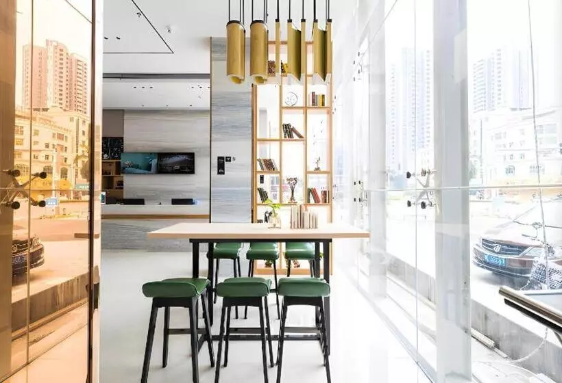 Hotelli City Comfort Inn Huizhou Zhongkai Chenjiang Avenue