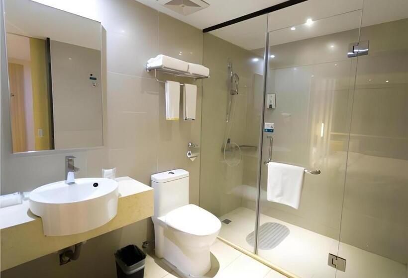 酒店 City Comfort Inn Qingyuan Yingde Weiduoli Square