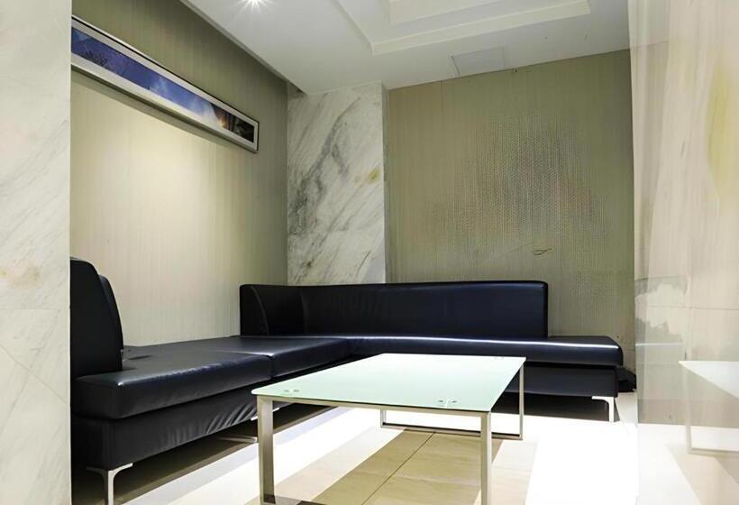 Отель City Comfort Inn Wuhan Zhongnan Hospital Shuiguohu Metro Station