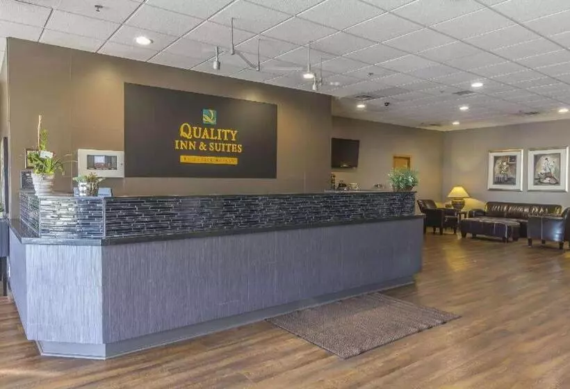 ホテル Quality Inn & Suites