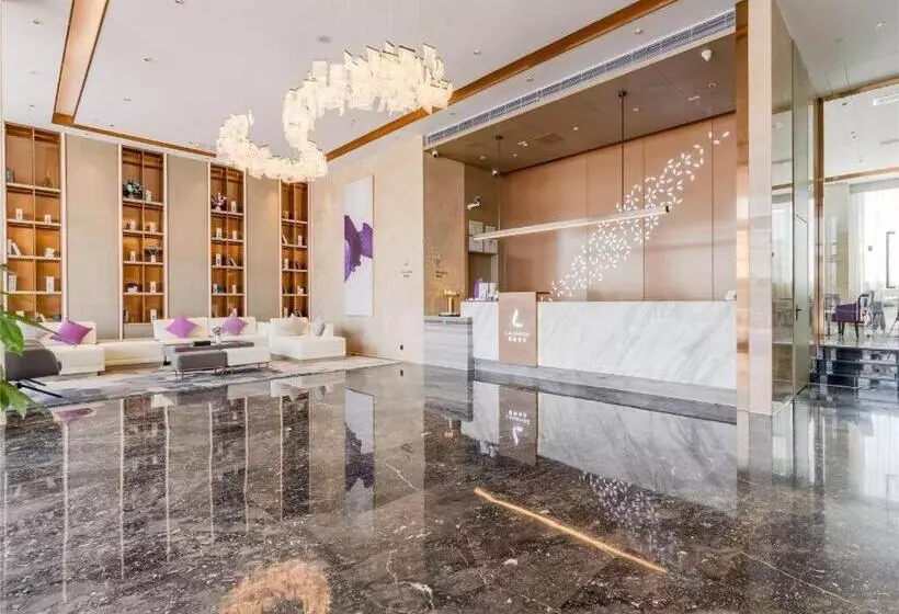 Lavande Hotel Foshan West Station Shishan Zhaoda
