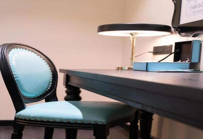 Xana Hotelle· Wulumuqi High Speed Railway Station Baonengcheng