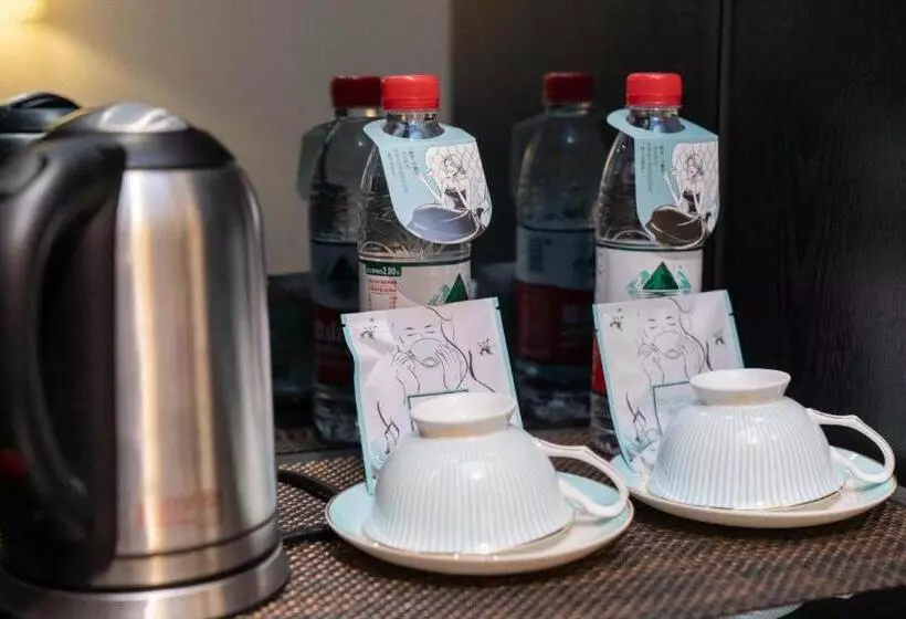 Xana Hotelle· Wulumuqi High Speed Railway Station Baonengcheng