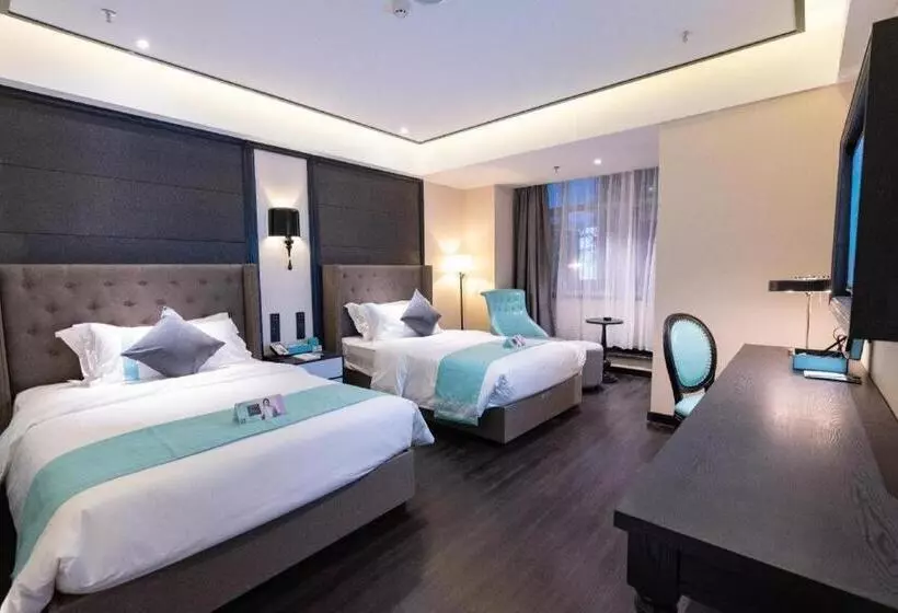 Xana Hotelle· Wulumuqi High Speed Railway Station Baonengcheng