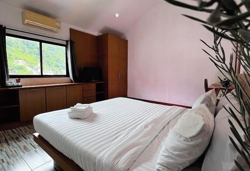 Hotel Coco Mountain View Guest House