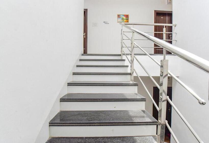 酒店 Fabexpress A2 And Restro