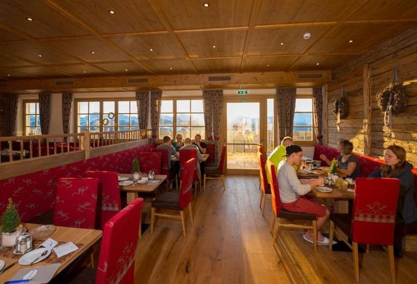 ホテル Grossarler Panorama Stube