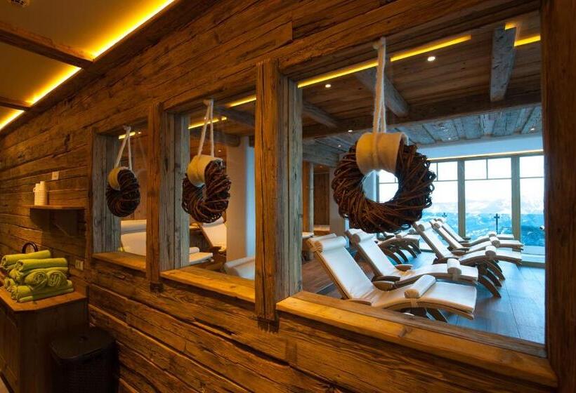 ホテル Grossarler Panorama Stube