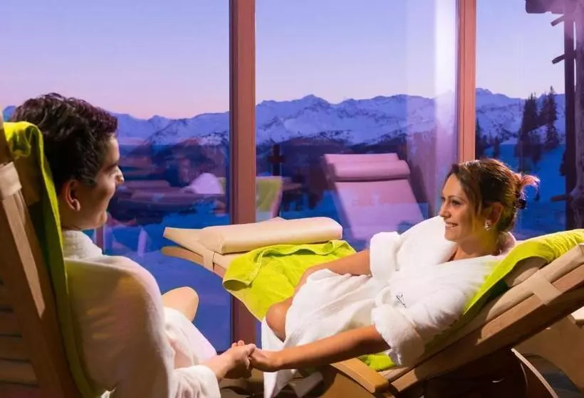 Hotelli Grossarler Panorama Stube