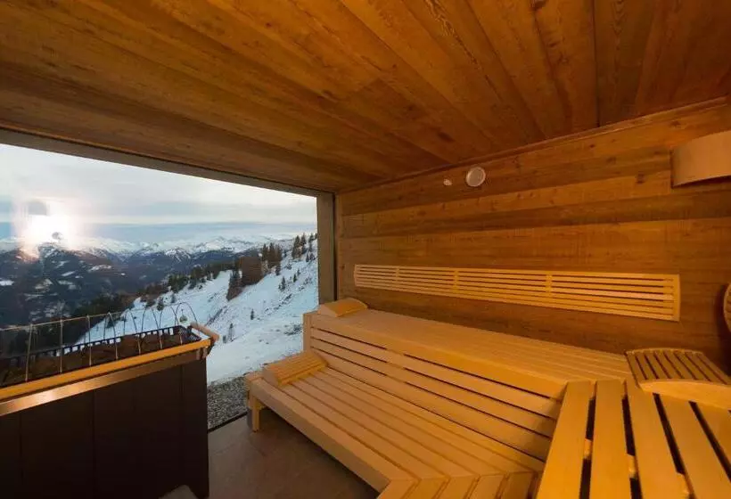 Hotelli Grossarler Panorama Stube