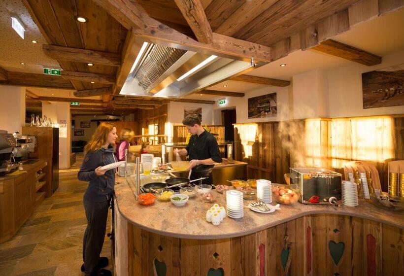 ホテル Grossarler Panorama Stube