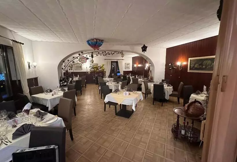 Hotelli Ristorante B&b Gambarogno