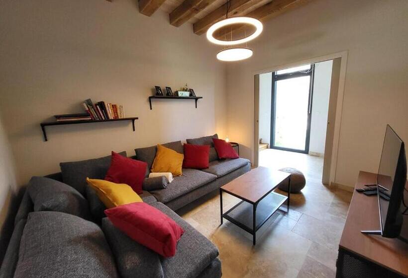 פנסיון Les Maisons De Jeanne