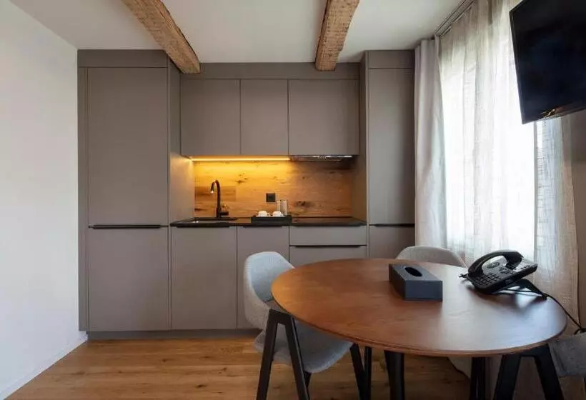 Berg & Berg Hotel Und Apartments   Kerns