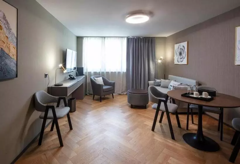 Berg & Berg Hotel Und Apartments   Kerns