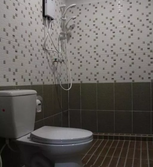 Hotelli บ้านทองสุข รีสอร์ท