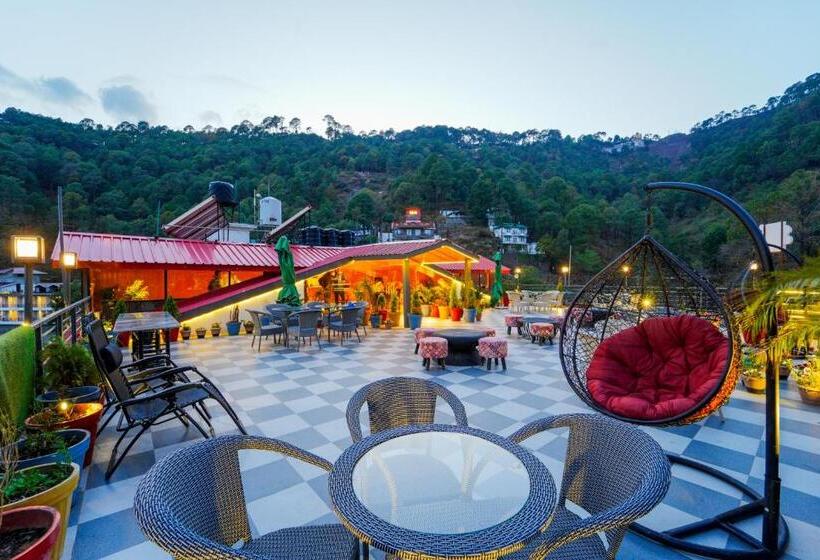 Montrose11 Boutique Hotel I Kasauli I Spa