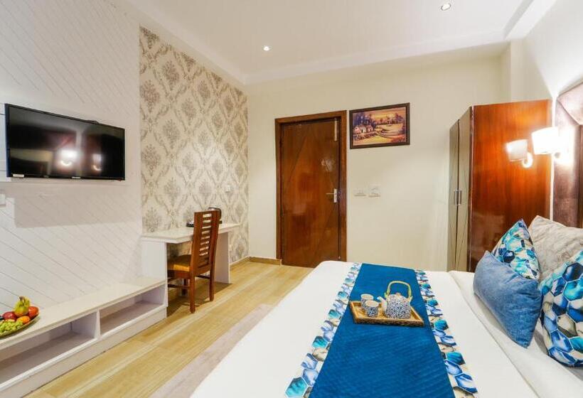 Montrose11 Boutique Hotel I Kasauli I Spa