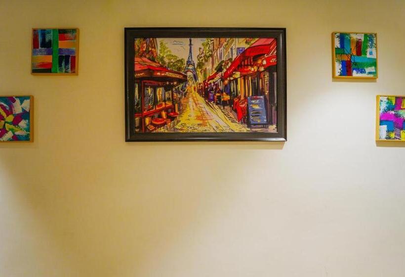 Montrose11 Boutique Hotel I Kasauli I Spa