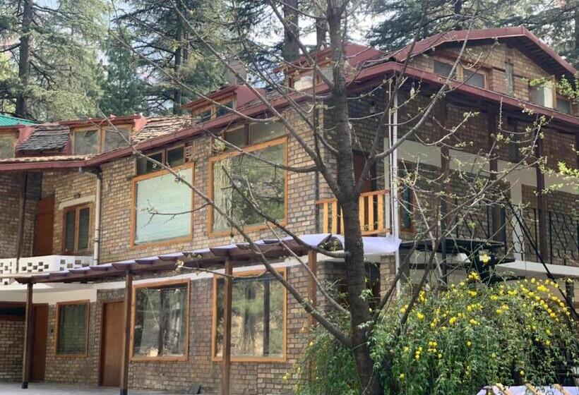 호텔 The Alpine Guest House