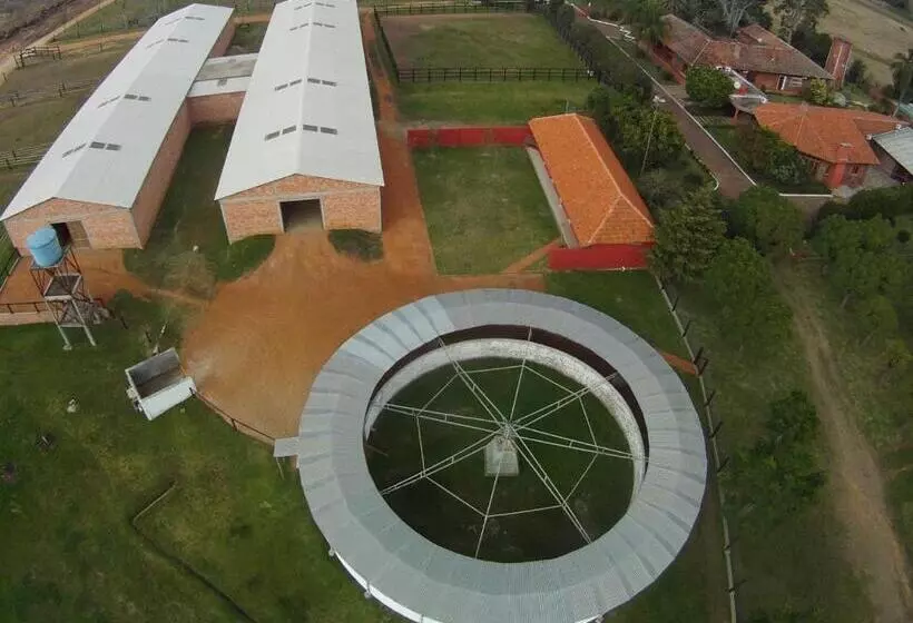 Majatalo Estalagem Haras Di Cellius