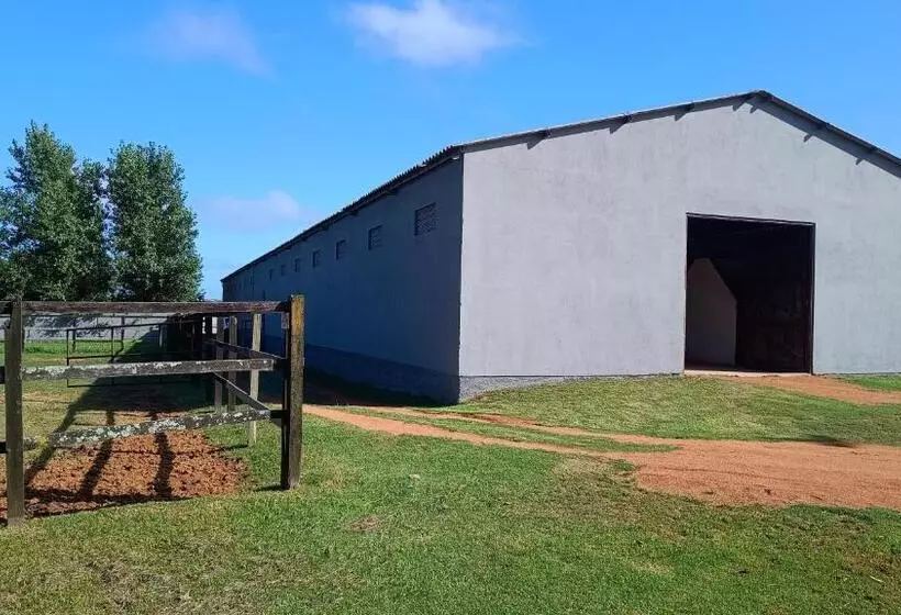 Majatalo Estalagem Haras Di Cellius