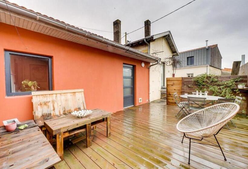 Пансион Lovely House Bordeaux Bègles