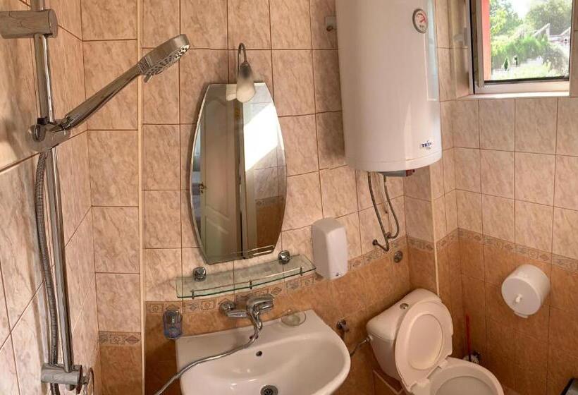 ペンション Sunray Guest House, Private Rooms & Apartment With Lovely Sea View