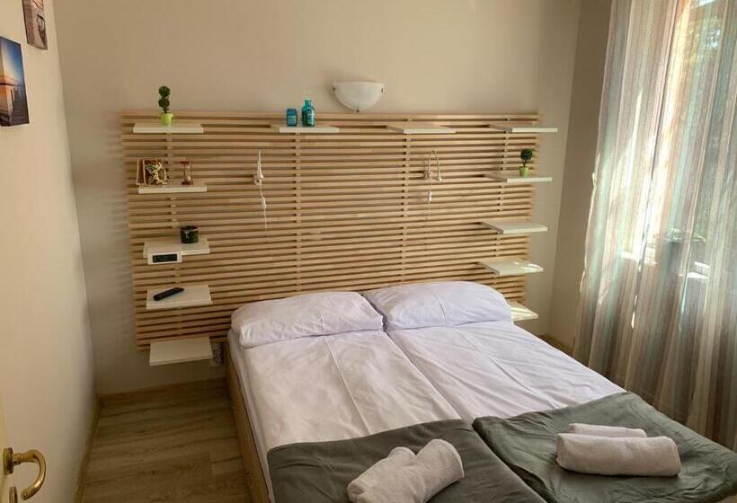 ペンション Sunray Guest House, Private Rooms & Apartment With Lovely Sea View