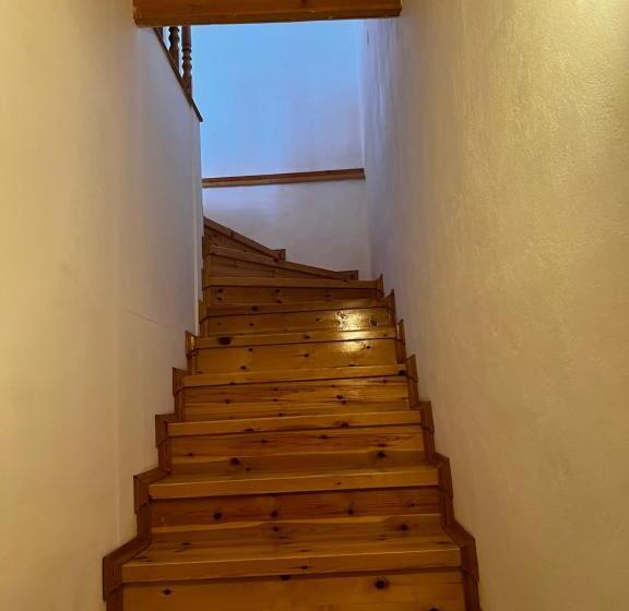 پانسیون Traditional Old House