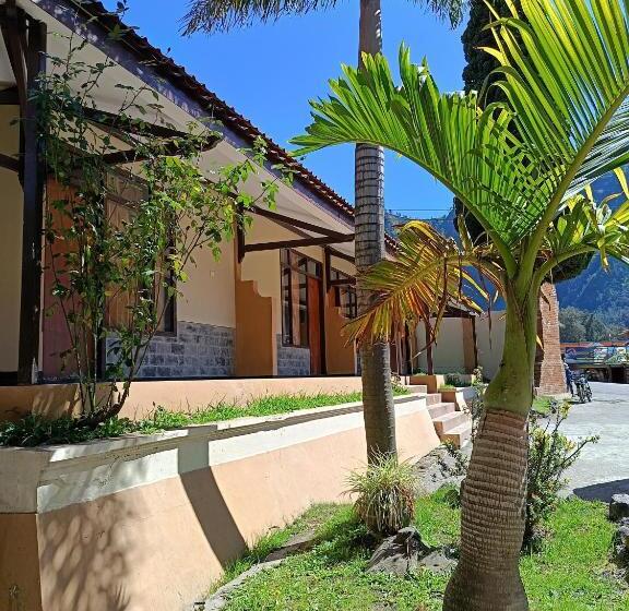 ペンション Uciek Tengger Bromo