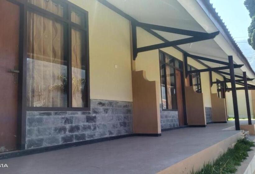 ペンション Uciek Tengger Bromo