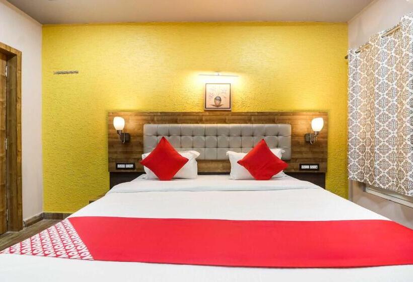 فندق Super Oyo Flagship 47057 Padma Manor