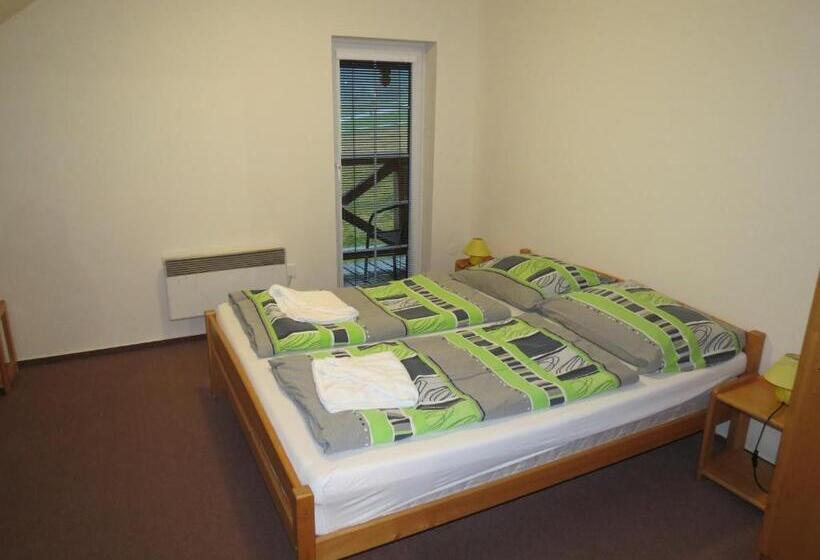 Пансион Koula Apartments