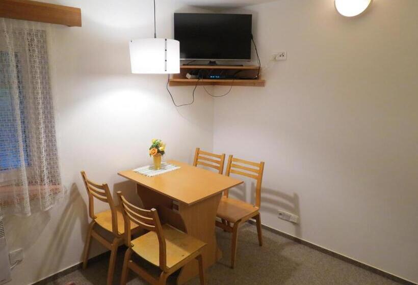 Пансион Koula Apartments