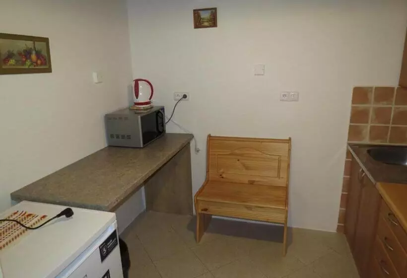 ペンション Koula Apartments