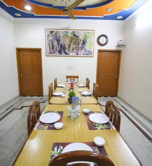 Majatalo Ranthambore Tiger Home