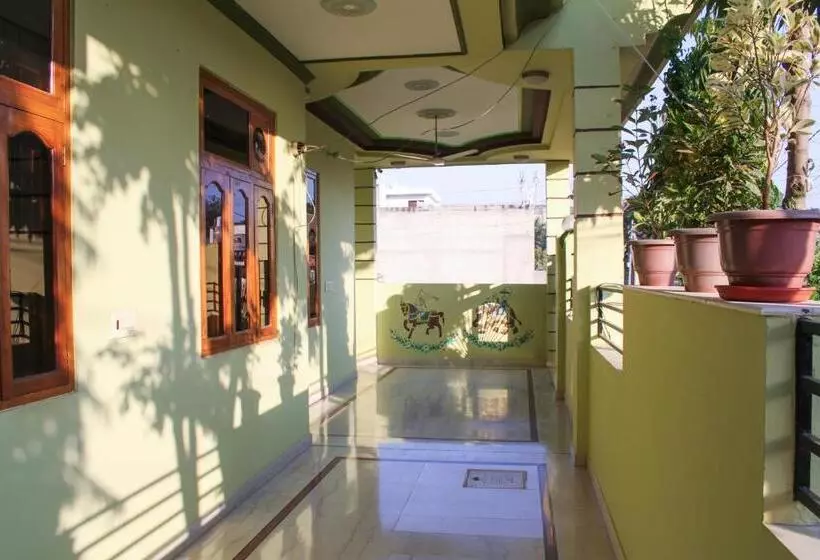 Majatalo Ranthambore Tiger Home