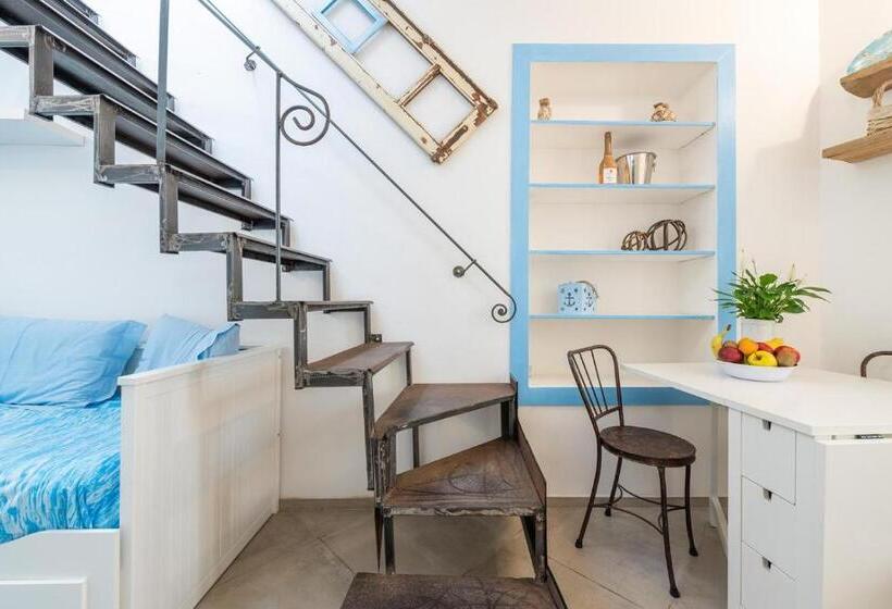 بنسيون Savoia Appartamento Lux