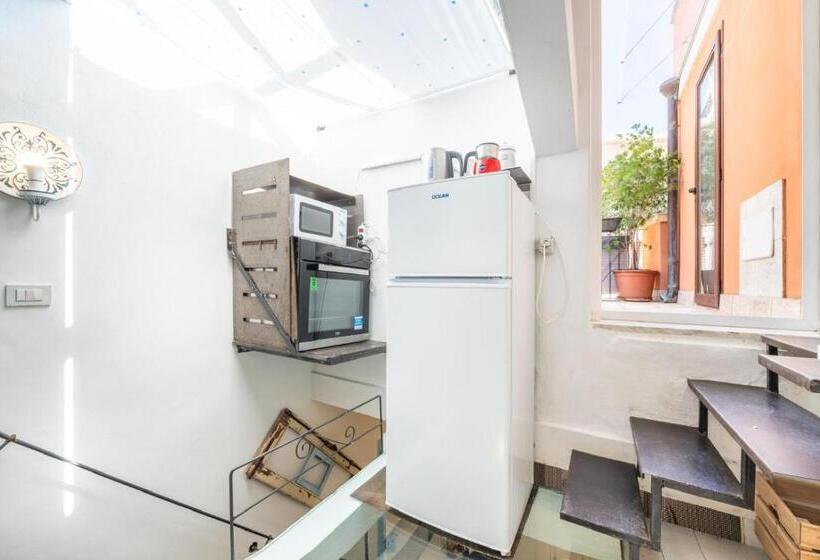 بنسيون Savoia Appartamento Lux