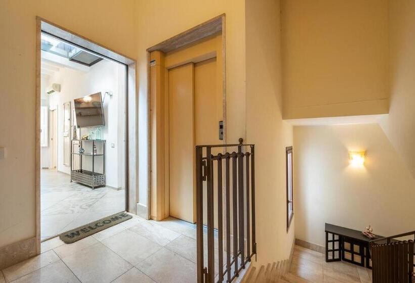 بنسيون Savoia Appartamento Lux