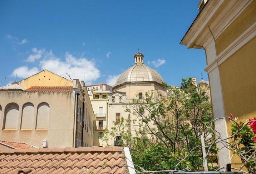 بنسيون Savoia Appartamento Lux