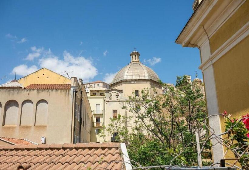 بنسيون Savoia Appartamento Lux