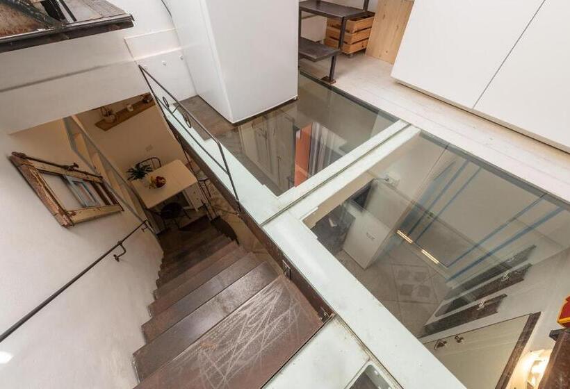 بنسيون Savoia Appartamento Lux