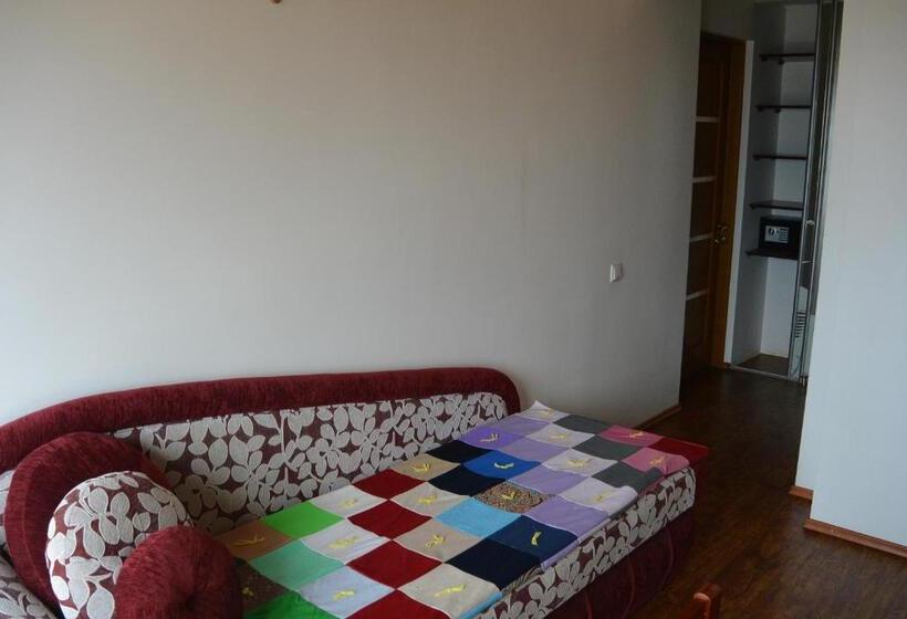 Herberge Druzhba 598