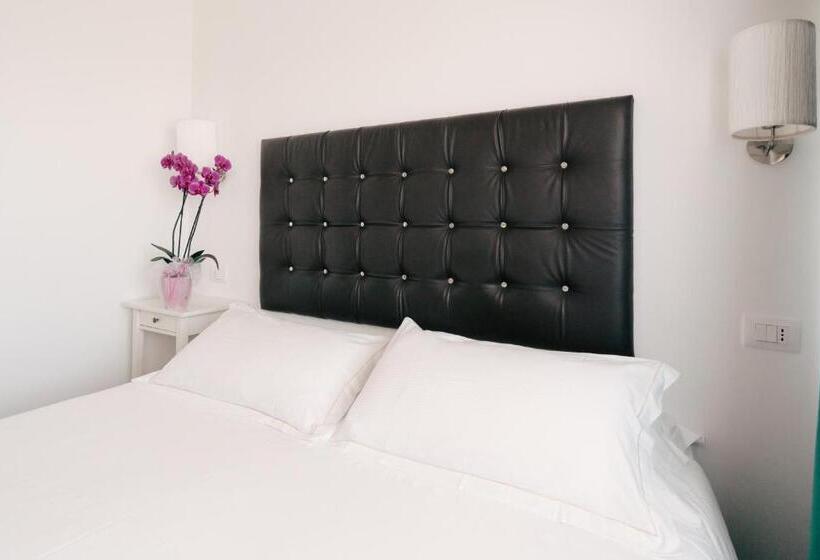 Bed and Breakfast Zyra Garden Club