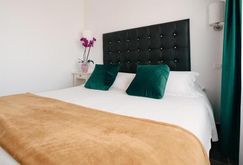 Bed and Breakfast Zyra Garden Club